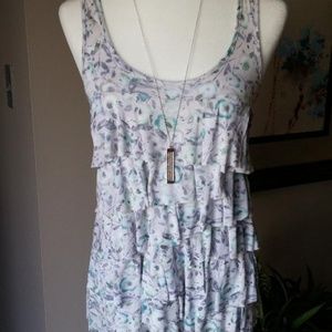 Lauren Conrad. Super summery ruffle top